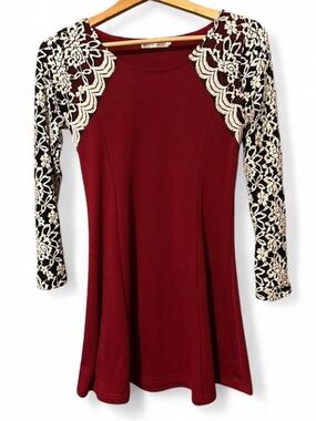 Burgundy Mini Dress with Contrast Lace Sleeves